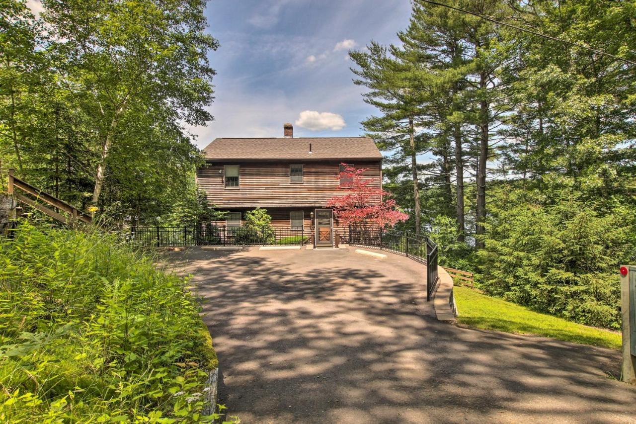 Waterfront New England House On Wickaboag Lake! West Brookfield Eksteriør bilde