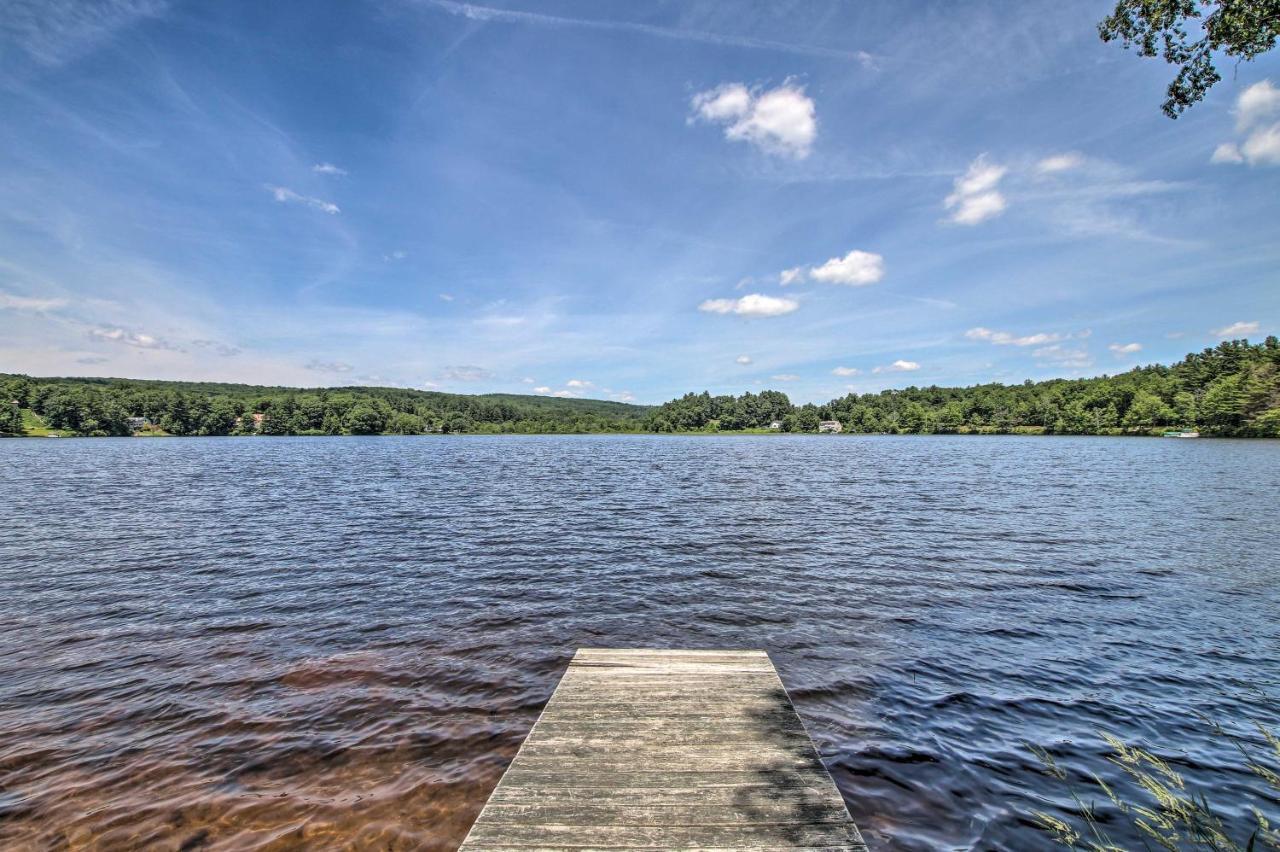 Waterfront New England House On Wickaboag Lake! West Brookfield Eksteriør bilde